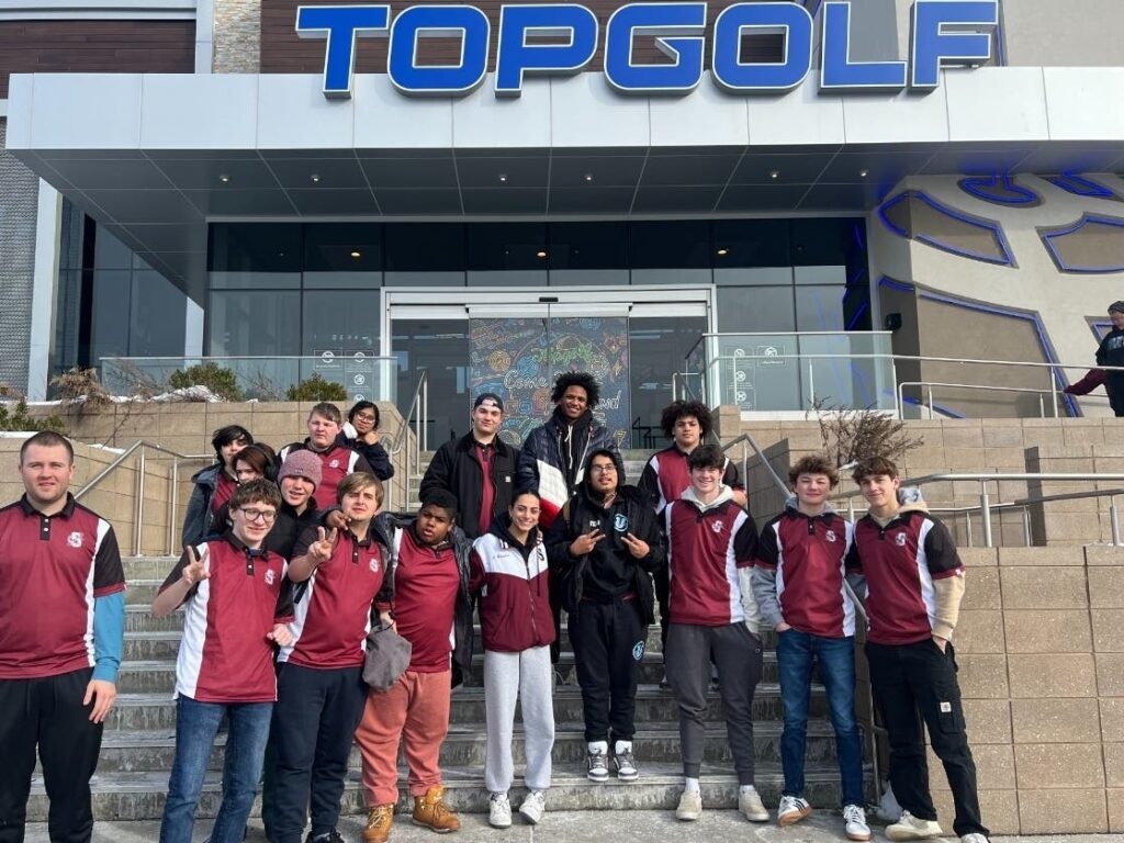 Southampton students take part in top golf competition