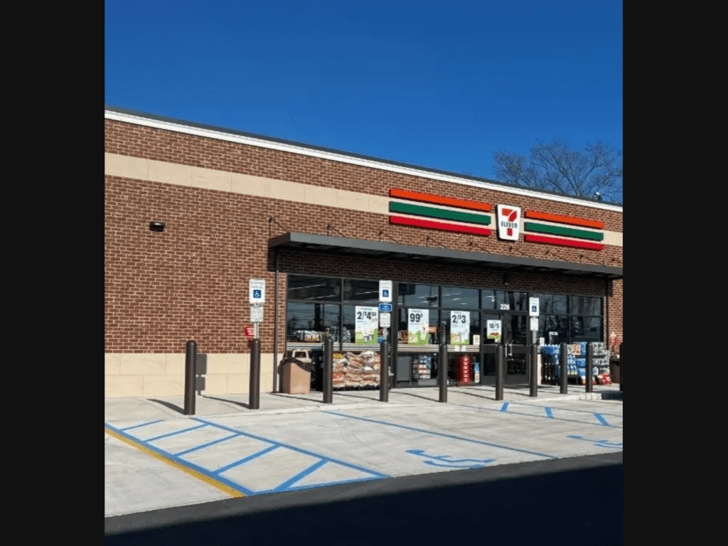 7-Eleven to close hundreds of underperforming stores